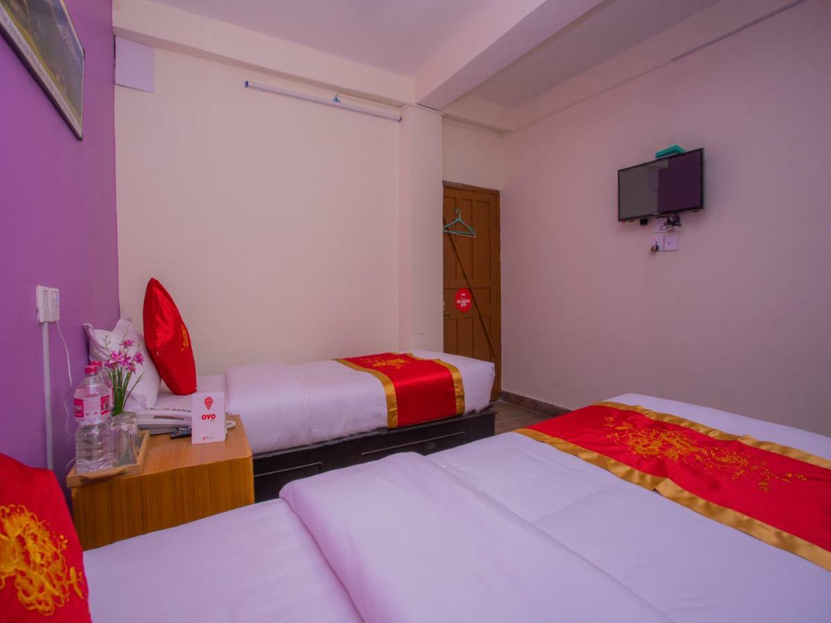 Hotel Fewa Corner & Restro Покхара Экстерьер фото
